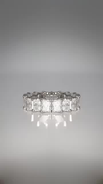 Bespoke diamond engagement ring handcrafted in Perth
